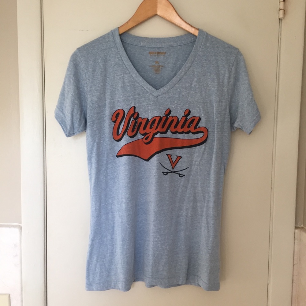 Vintage Style UVA T-Shirt